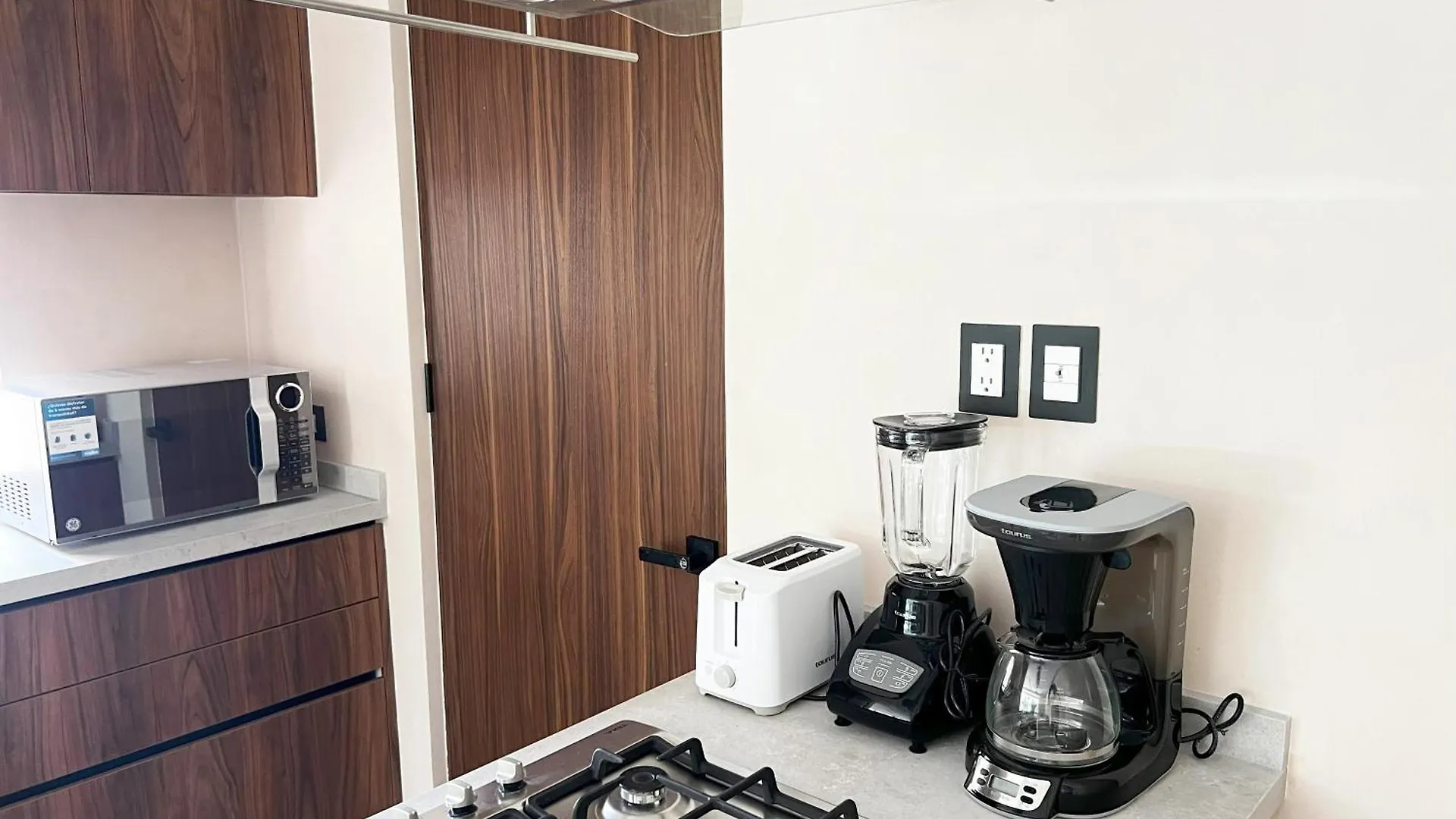 Modern Apartment With Private Terrace And Golf Course View, Free Parking In 普托阿范特拉斯