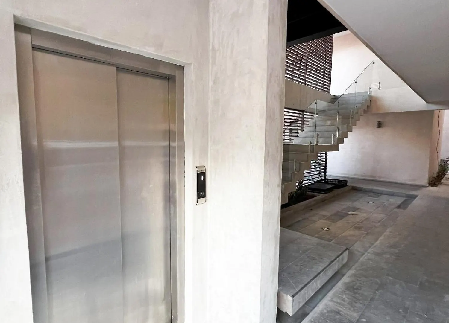 Modern Apartment With Private Terrace And Golf Course View, Free Parking In 普托阿范特拉斯 墨西哥