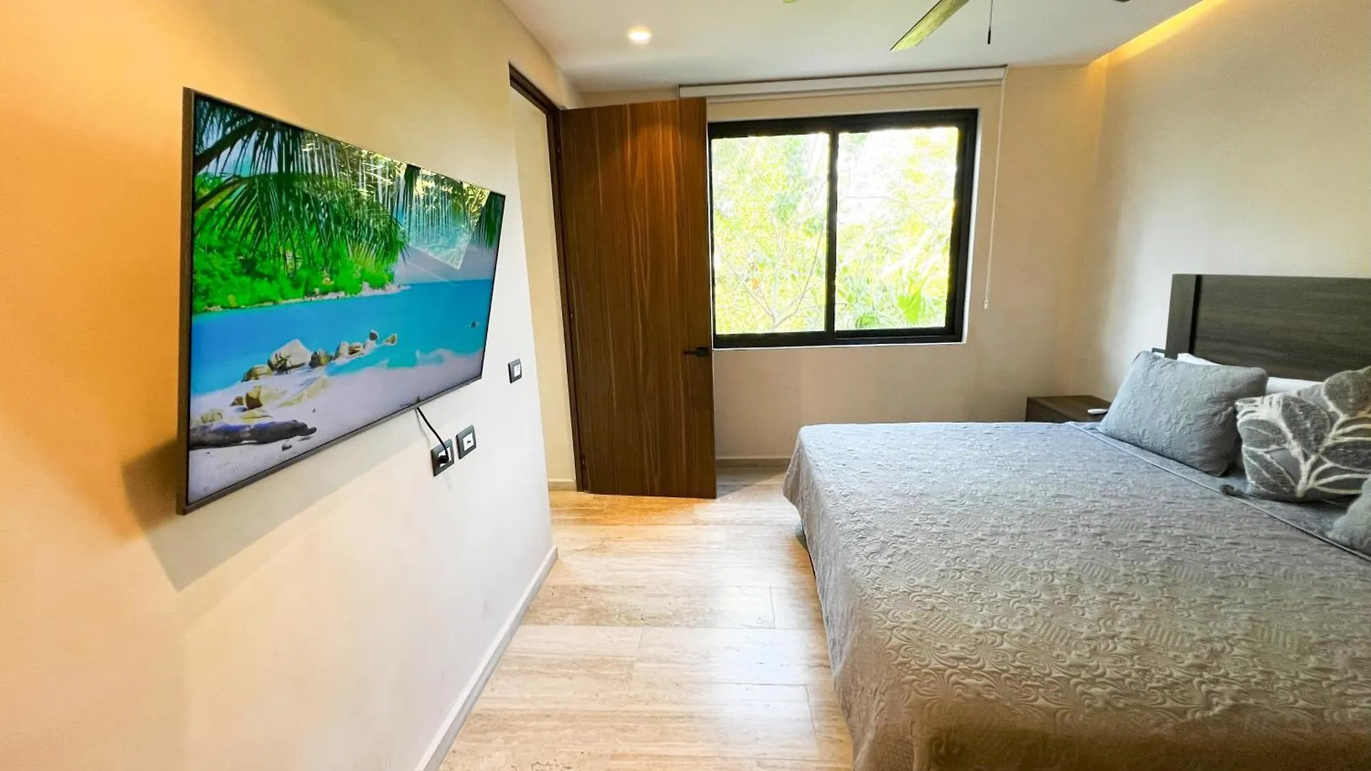 Modern Apartment With Private Terrace And Golf Course View, Free Parking In 普托阿范特拉斯 墨西哥