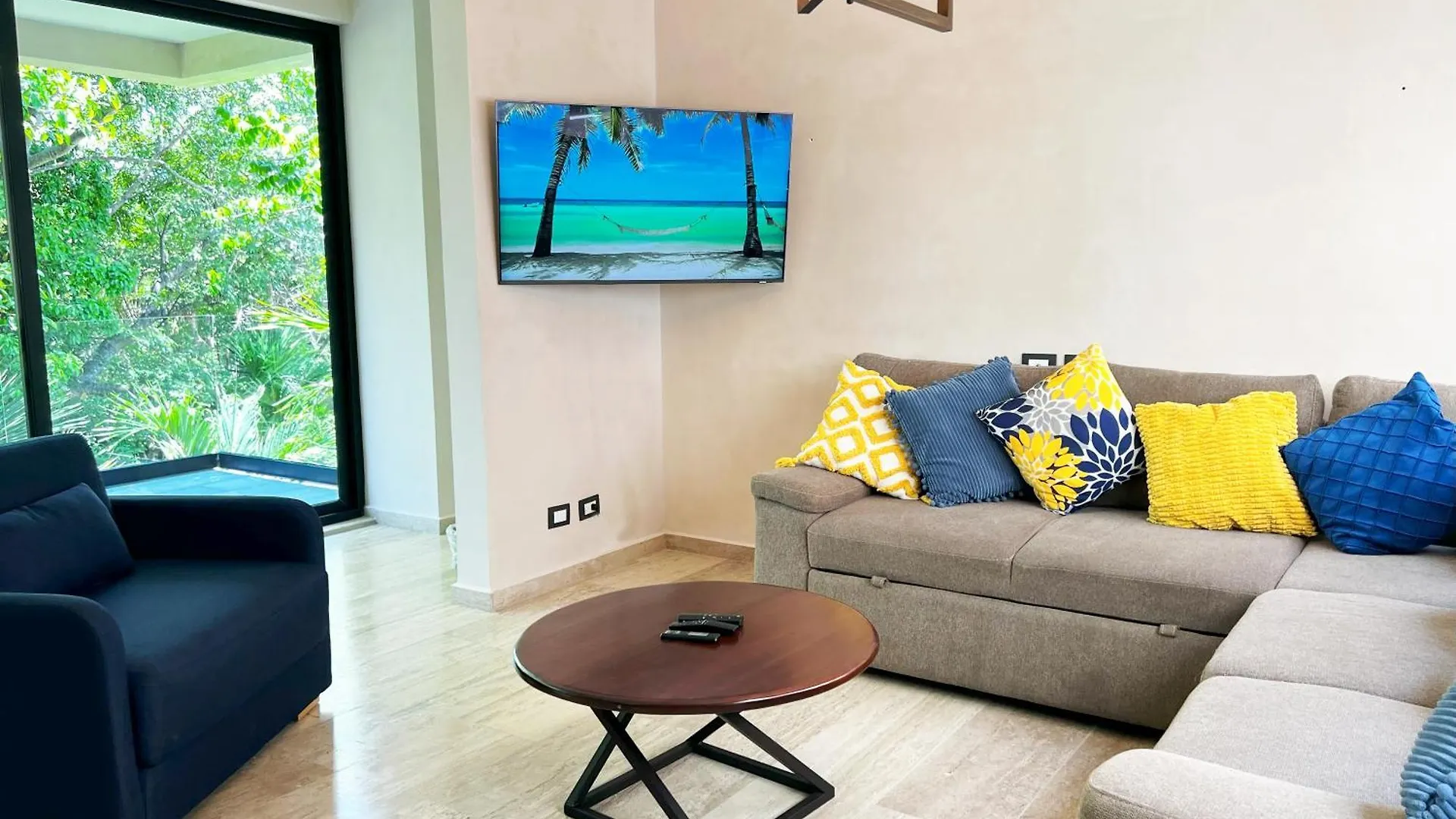 Modern Apartment With Private Terrace And Golf Course View, Free Parking In 普托阿范特拉斯